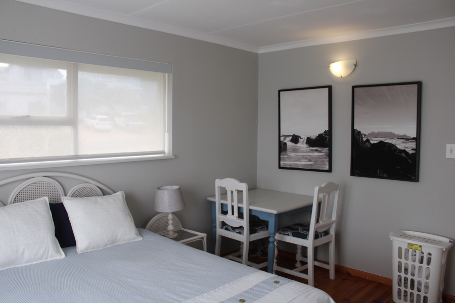 4 Bedroom Property for Sale in Stilbaai Wes Western Cape